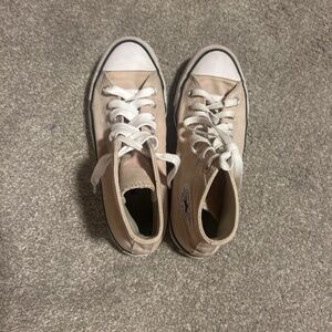 light pink converse